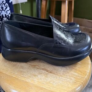 Dansko medallion floral leather Embossed Clogs square chunky black size 39